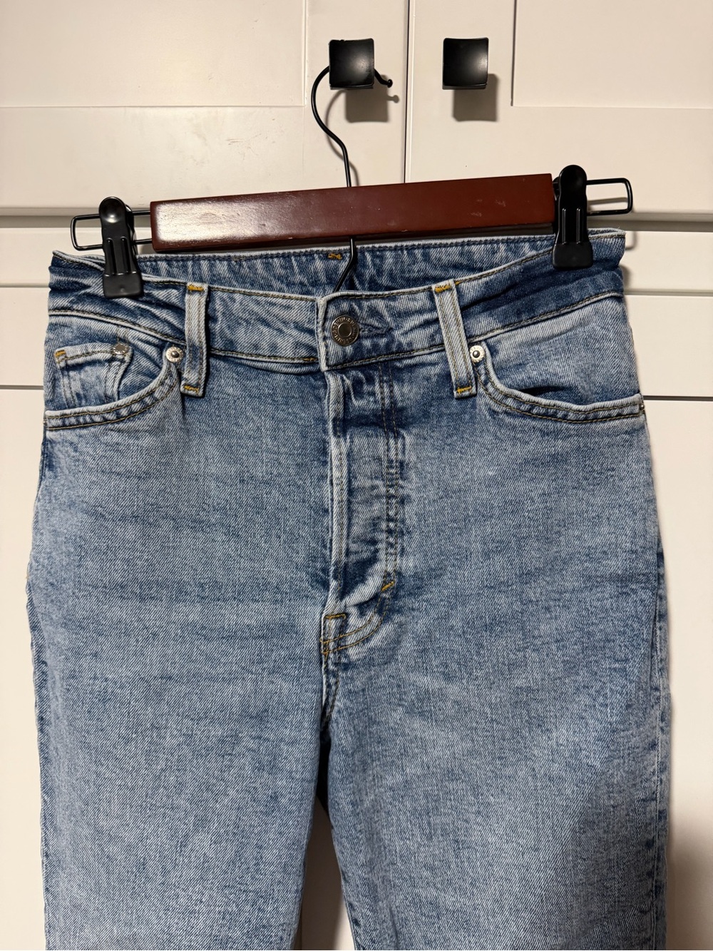& Denim Jeans by H&M High-Rise Mom Jeans